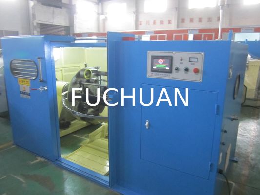 Double torsion gainée argentée de fil groupant l'opération d'écran tactile de machine