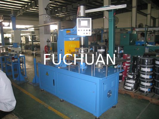 torsion minimum de 500M double attachant l'équipement automatique de enroulement de câble de machine
