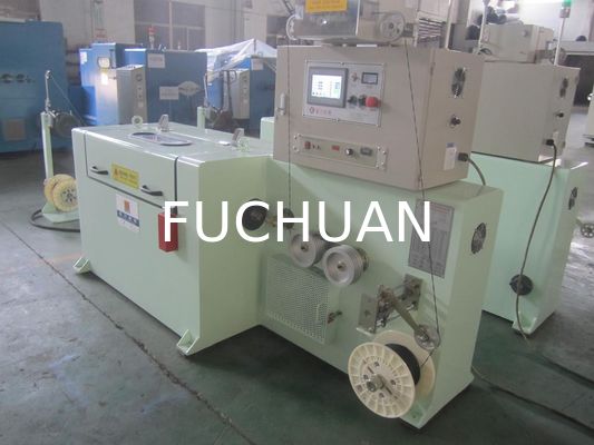 câble de données à haute fréquence de la machine 3.7Kw de torsion du câblage cuivre 2500RPM nu