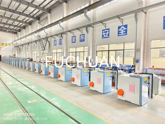 câblage cuivre automatique à grande vitesse 4500KG liant la production de fil électrique de machine