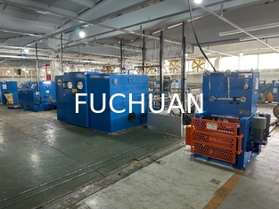 7.5KW vitesse électrique de câble de cuivre machine de regroupement 220V / 380V tension 4500KG poids