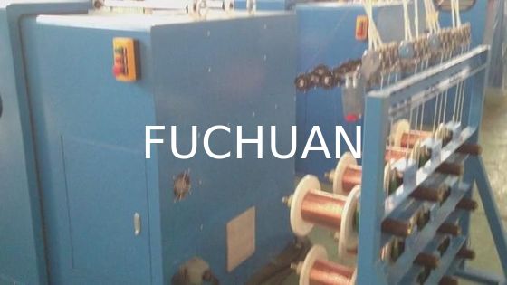 Fil de cuivre automatique de double torsion liant l'équipement de groupeur de câble de machine